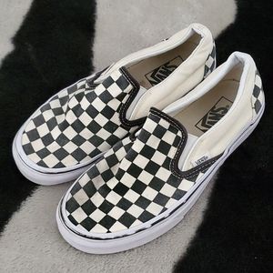 Boys Vans black white checkerboard slip ons sz 5.5